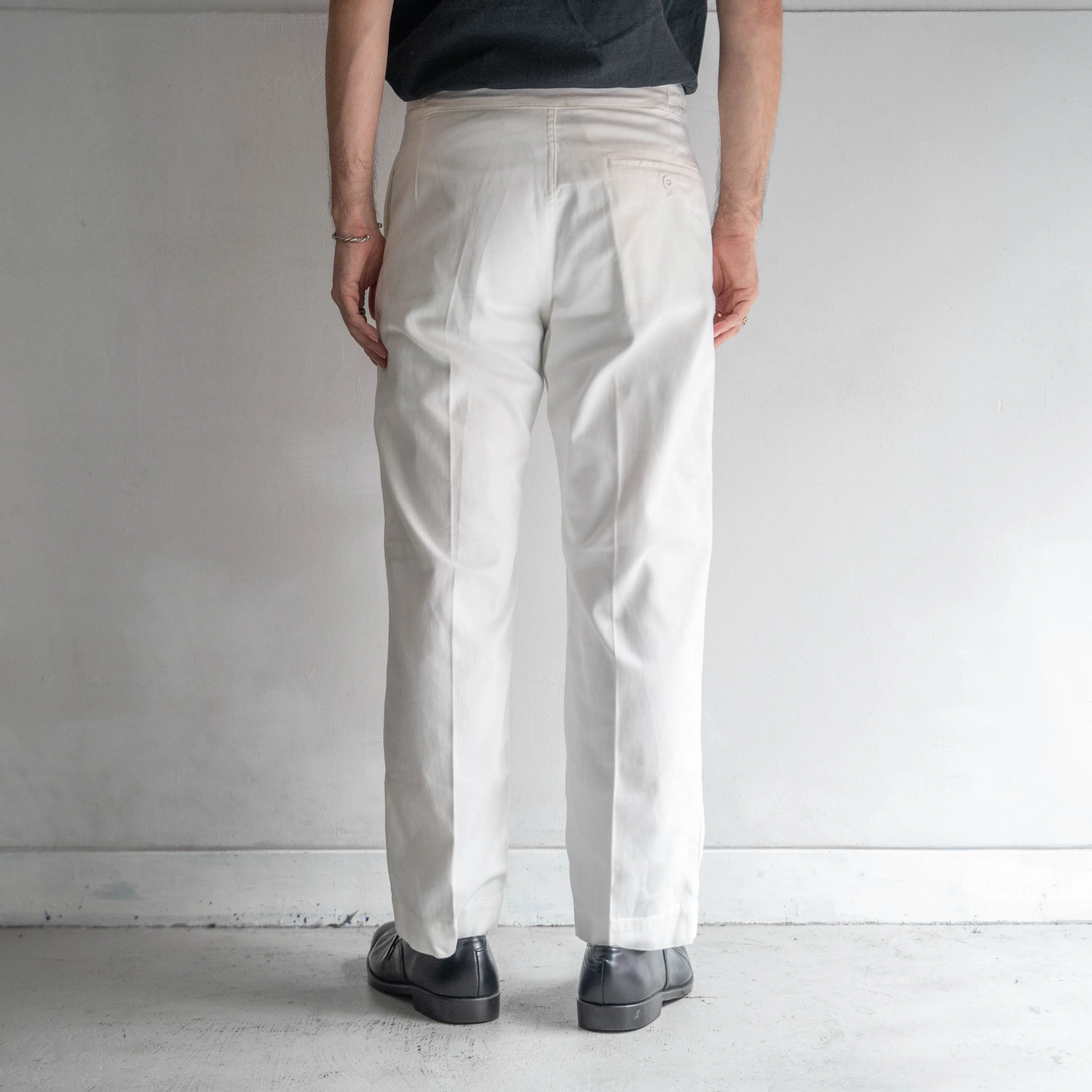 1960s Royal Navy white drill chino slacks -with adjuster-