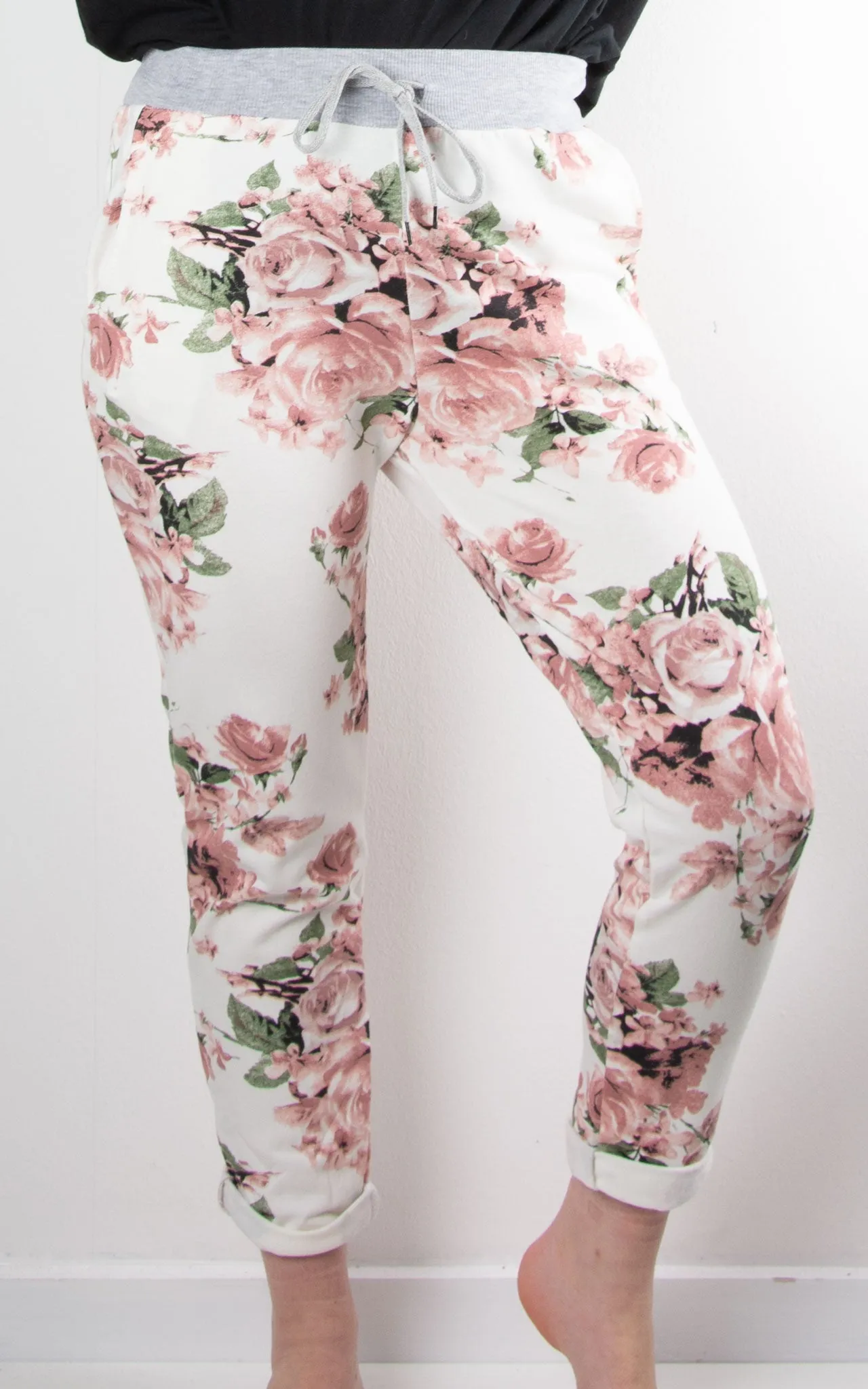 Basic Jogger | Rose Blossom | White