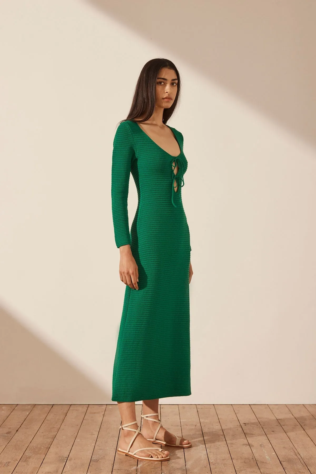 EVE LONG SLEEVE KEYHOLE MIDI DRESS - TREE GREEN