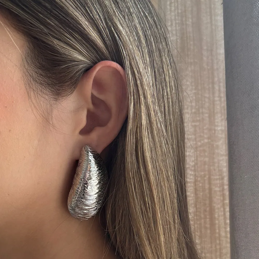 LARGE TEXTURE DROP SILVER EARRINGS