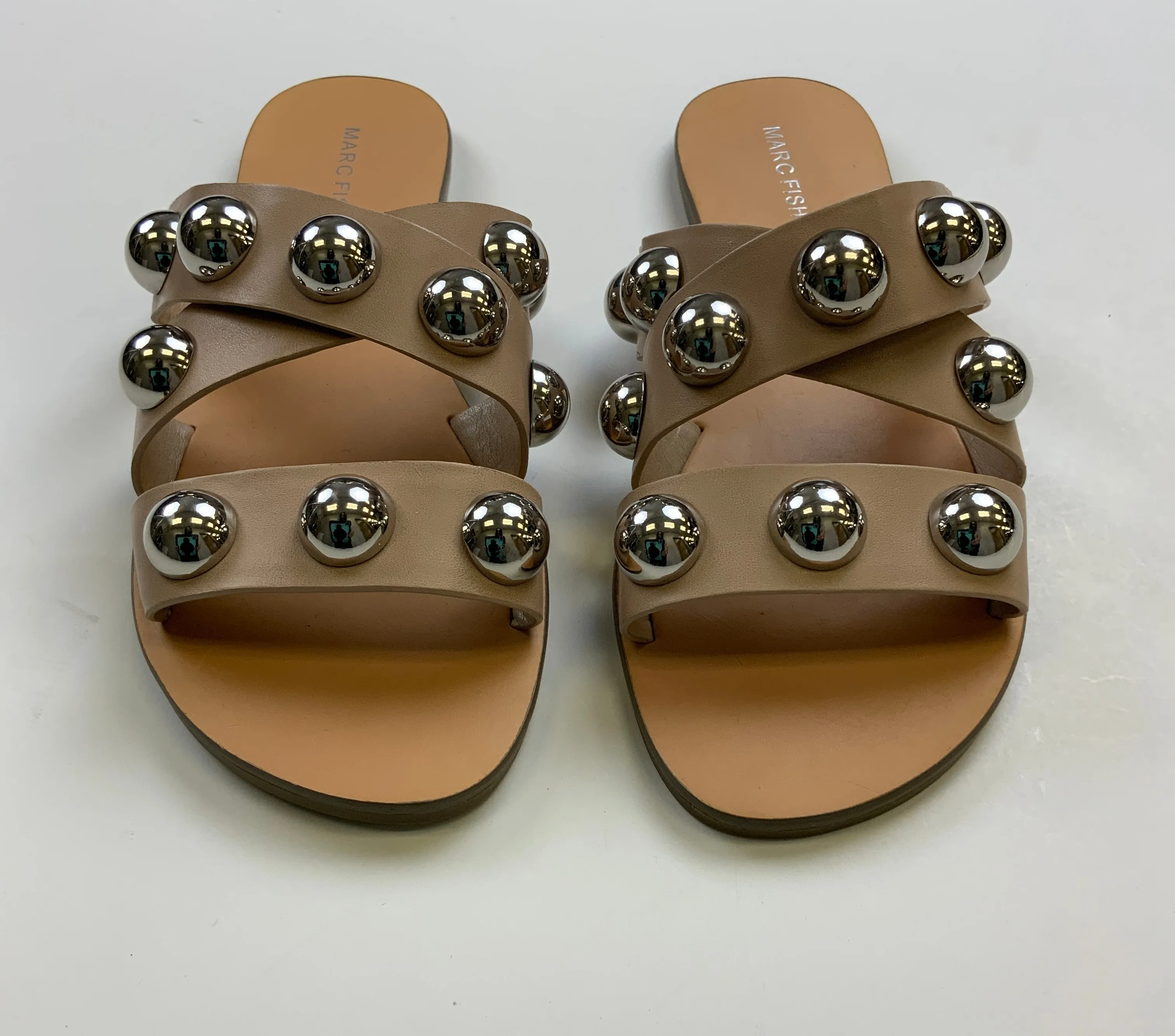 Sandals Flats By Marc Fisher In Tan, Size: 6